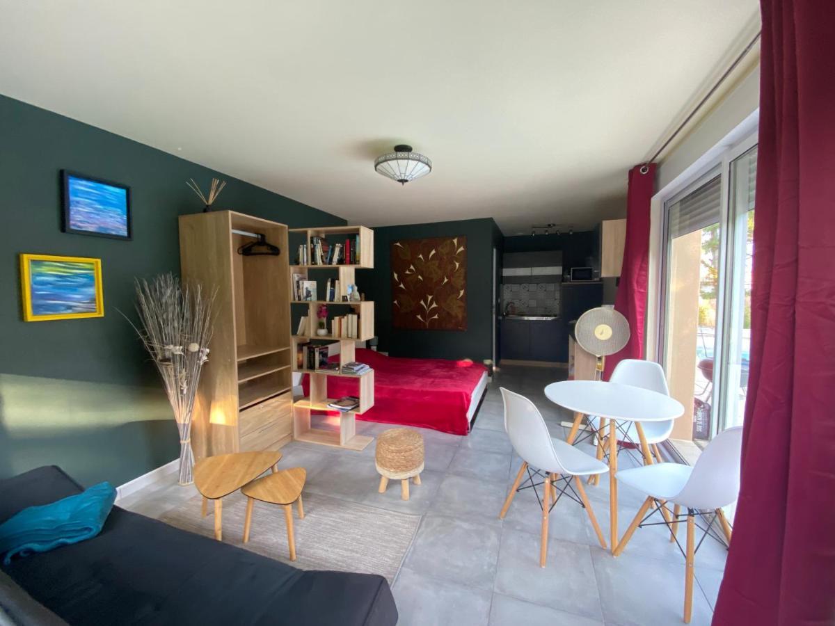2/4 Pers-piscine-25mn Rocade Bordeaux Appartement *